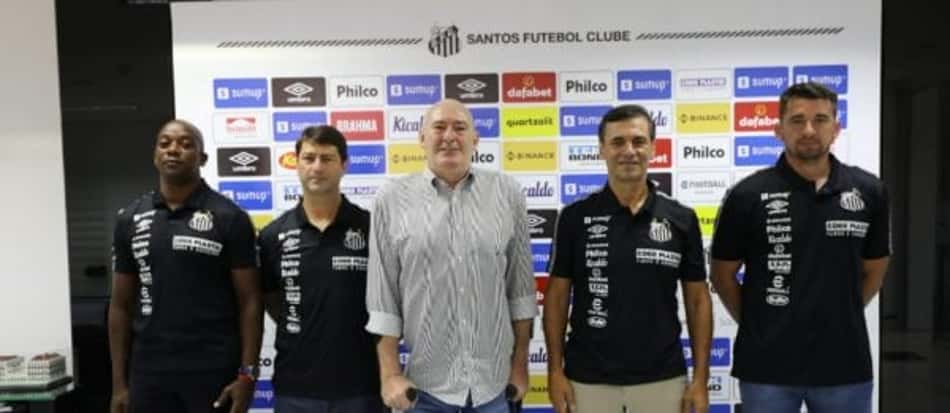 Ata do CG do Santos revela bastidores das demissões de Bustos e Dracena