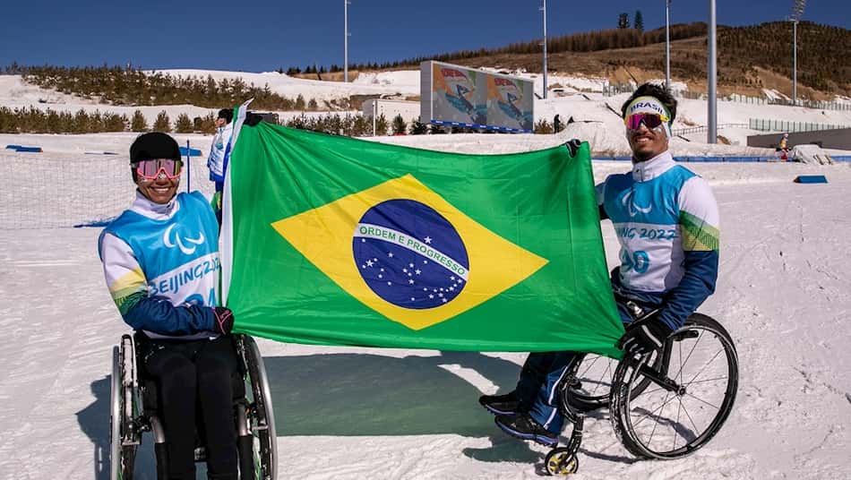 CPB define porta-bandeiras do Brasil na abertura dos Jogos Paralímpicos de Inverno