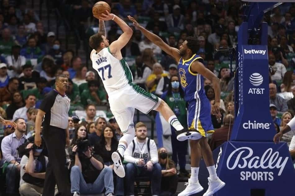 Mavericks vence Warriors com grande atuação de Doncic