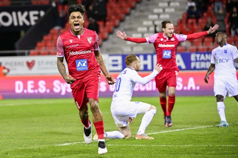 Baltazar celebra gol decisivo em vitória do Sion na Suíça: 'precisávamos muito desse triunfo'