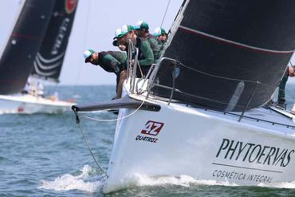 Phytoervas 4Z vence na estreia da temporada 2022 de vela oceânica