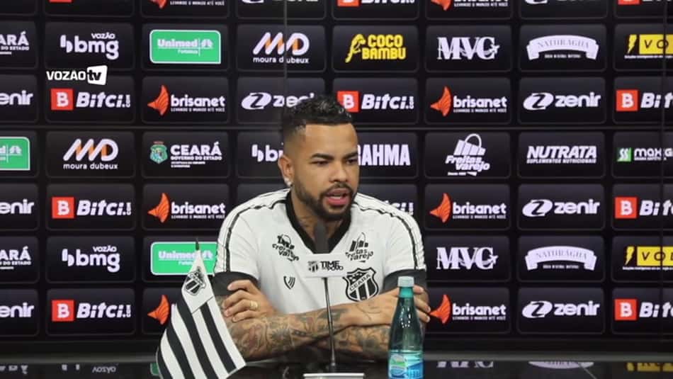 VÍDEO: Dentinho fala sobre guerra na Ucrânia: 'Maldade que estão fazendo com eles'