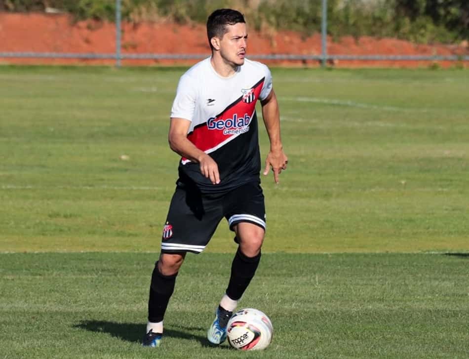 Stefano Moretti faz alerta para mata-mata do Goiano: 'Agora é outro campeonato'