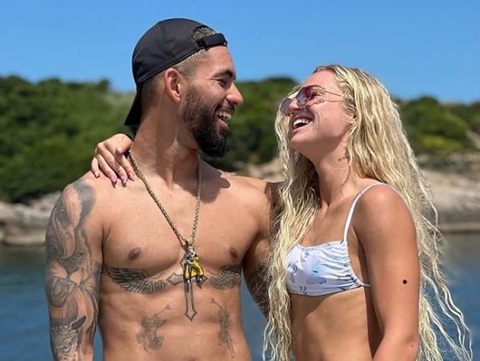 Quem é Alisha Lehmann, namorada de Douglas Luiz e jogadora suíça que visitou favela do Rio