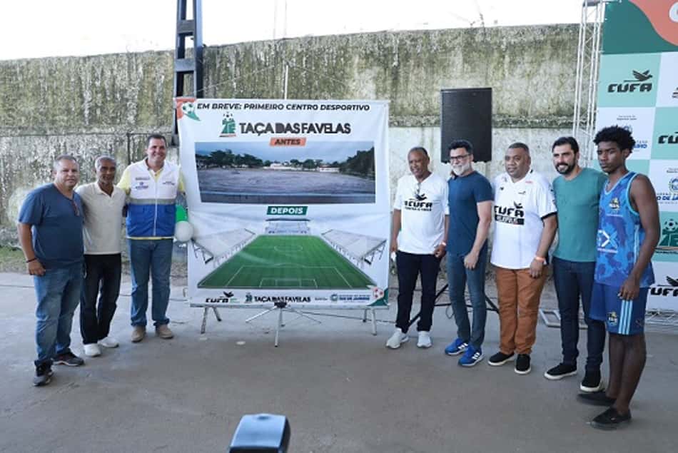 Taça das Favelas lança pedra fundamental de sua casa própria com presença de ex-jogadores