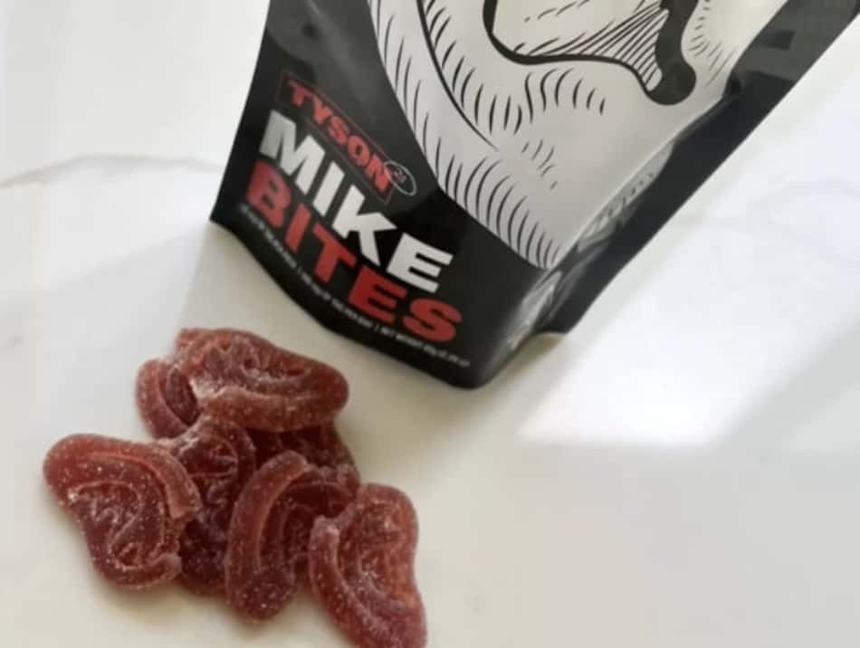 Mike Tyson cria petisco em formato de orelha com sabor de maconha