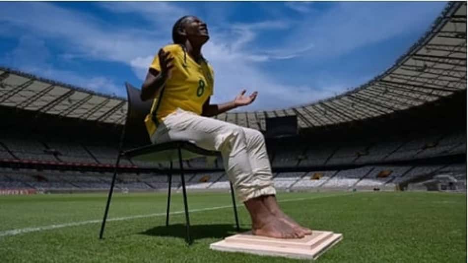 Formiga está eternizada com os seus pés na calçada da fama do Mineirão