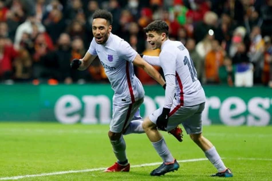 Aubameyang e Pedri - Barcelona