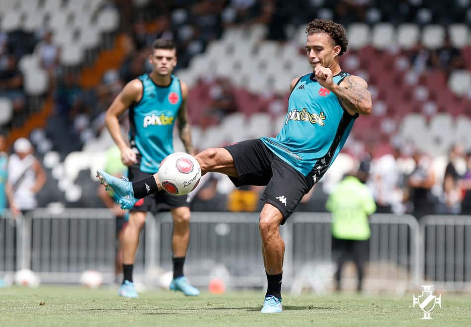 Com mudança, Vasco está definido para enfrentar o Flamengo; veja a escalação e onde assistir
