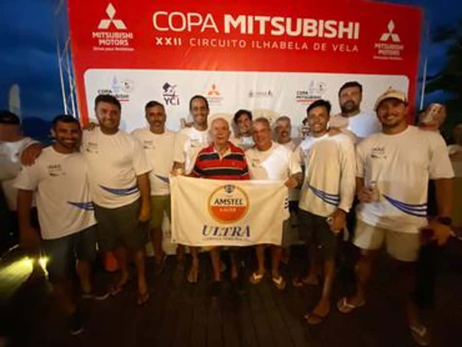 Inaê Soto Amstel Ultra recebe homenagens em Ilhabela
