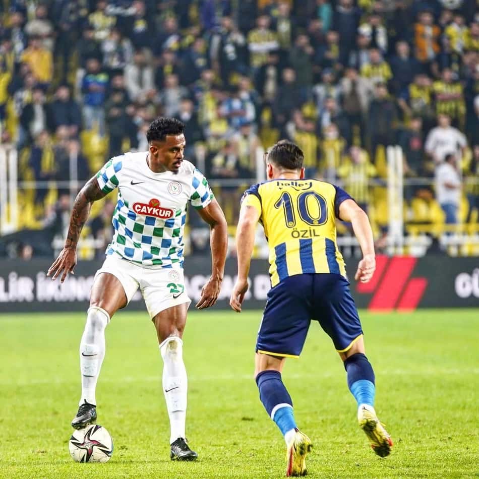 Hoje no Rizespor, Fabrício Baiano espera crescimento na Turquia