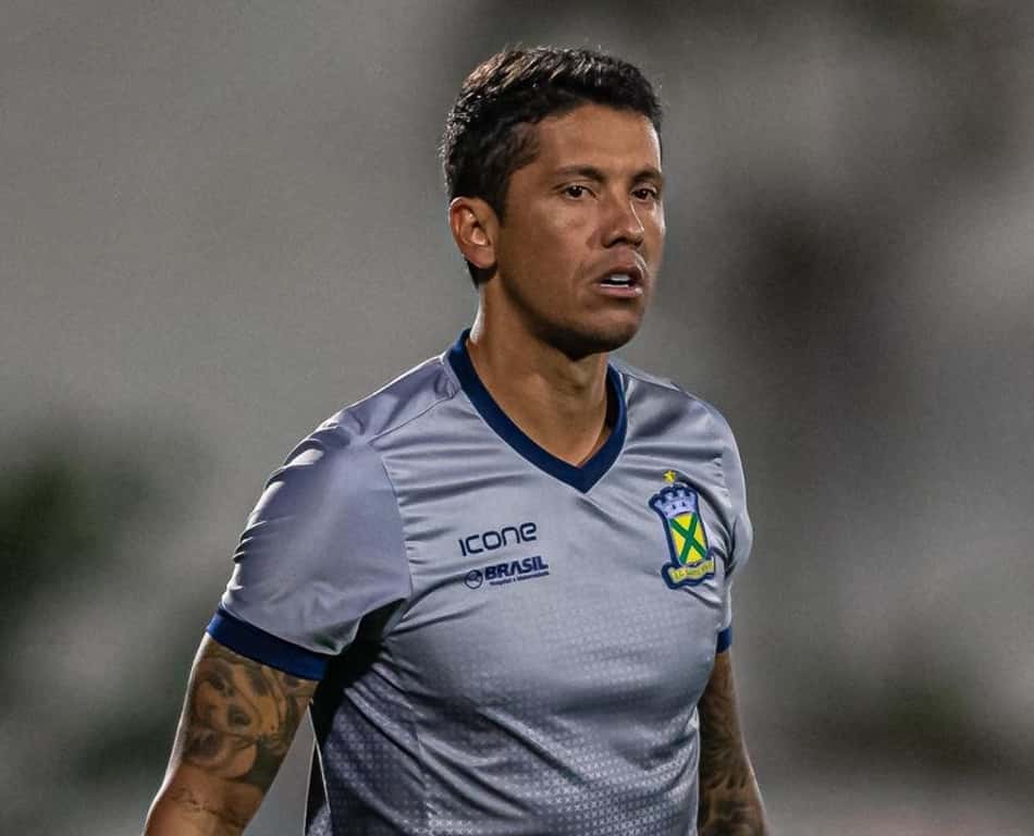 Técnico mais jovem do Paulistão, Thiago Carpini comenta quartas de final com o Santo André: 'Preparados'