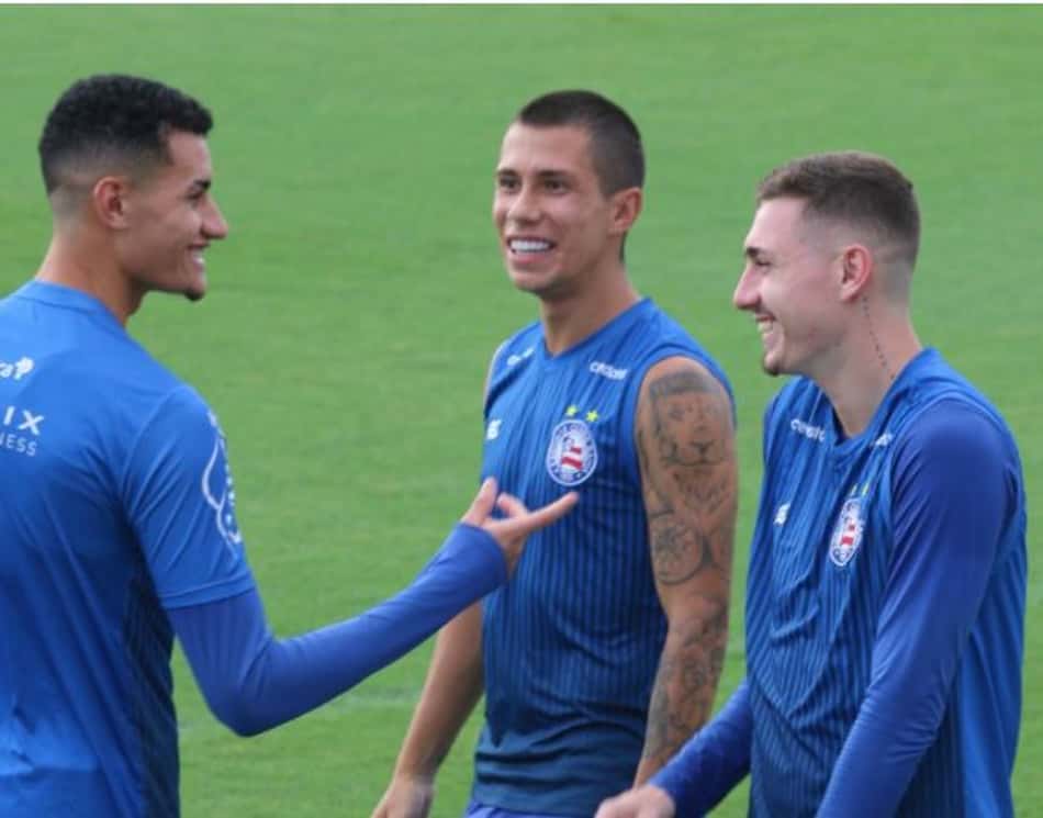 Destaque do Sub-20, Hiago valoriza período de treinos com o time profissional
