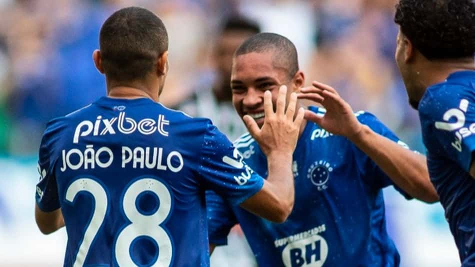 Cruzeiro pode abrir 10 pontos para o quinto colocado em confronto contra o Operário-PR