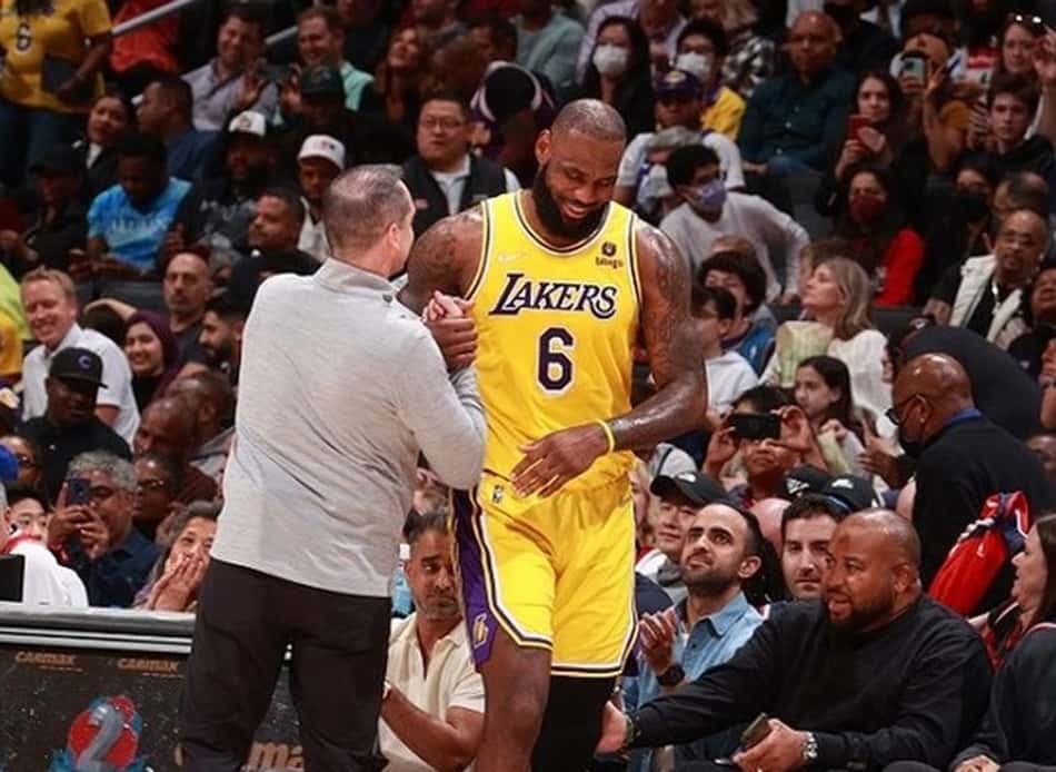 "LeBron deveria ter vergonha de certas atitudes", critica Kareem