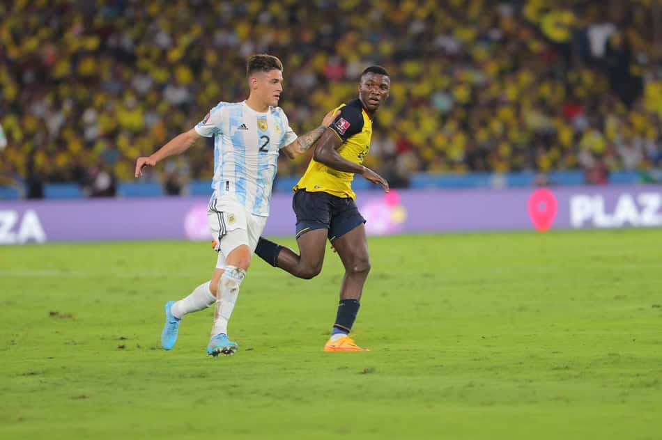 Com pênalti no final, Argentina e Equador ficam no empate