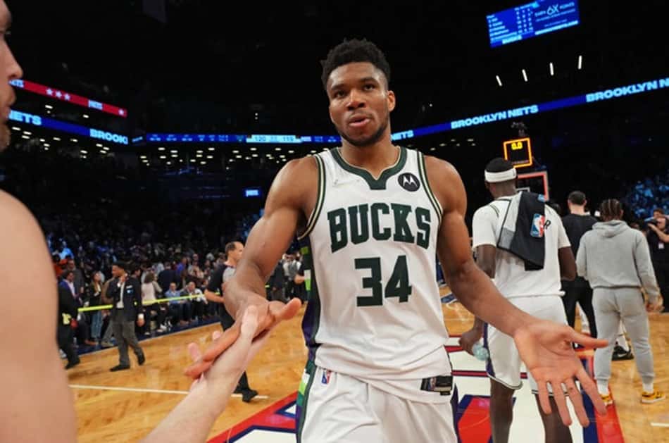 Antetokounmpo supera Abdul-Jabbar em pontos pelo Bucks