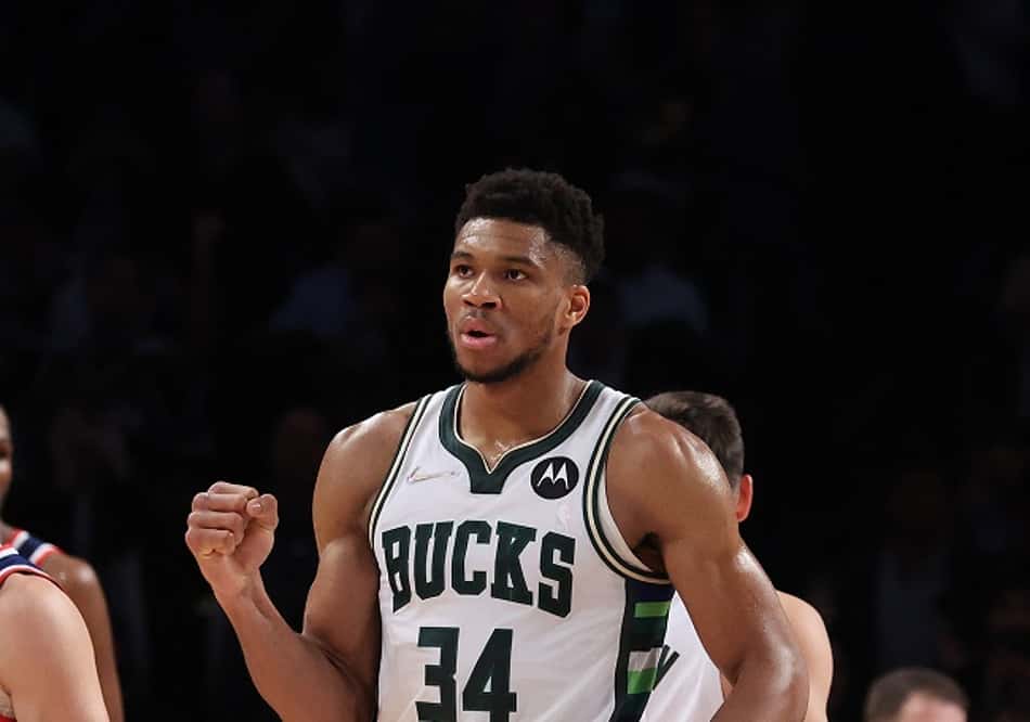 Giannis Antetokounmpo ganha força na corrida ao MVP