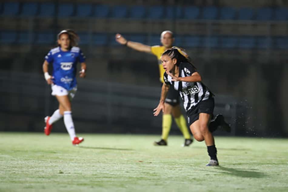 Atlético-MG vence o Cruzeiro em clássico pelo Brasileiro Feminino