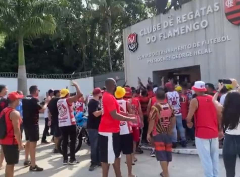 Protesto - Ninho do Urubu