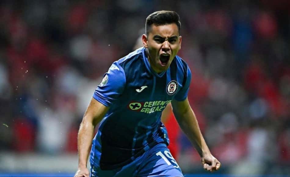 Liga MX: fissura na fíbula deve tirar nome do Cruz Azul do torneio