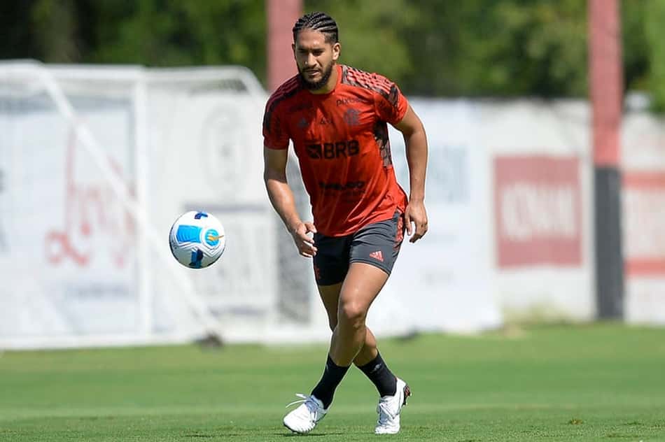 Pablo é mais um: Flamengo chega a 20 problemas físicos na temporada