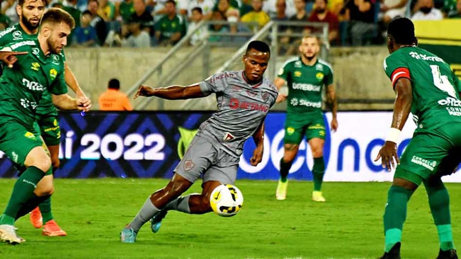 Cuiabá x Fluminense - Arias