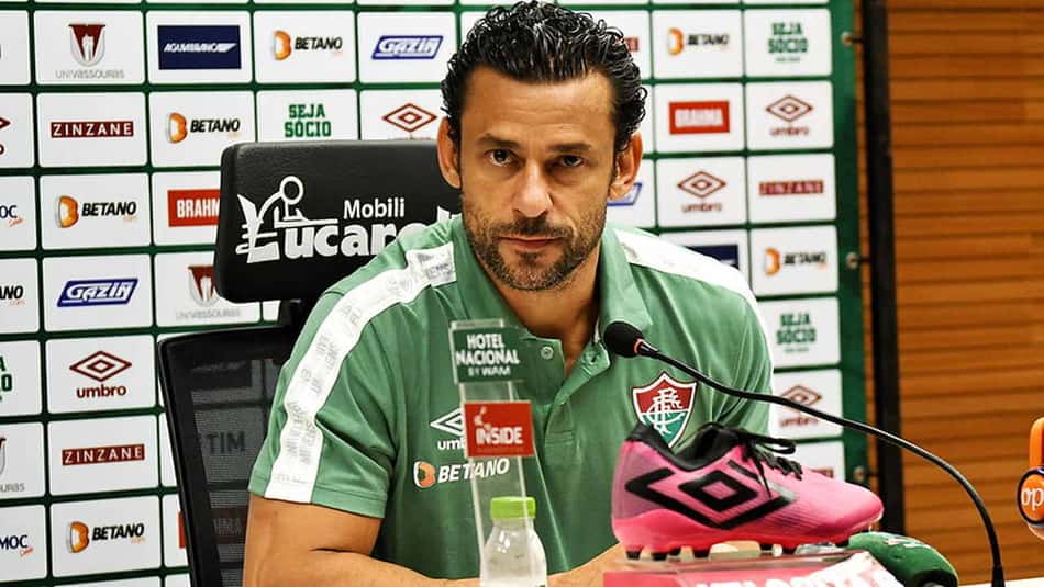 Fred finaliza cursos, fala sobre retorno ao Fluminense, mas adota cautela: 'Não temos pressa'