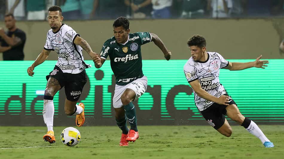 VÍDEO: 'Dói', justifica presidente sobre derrotas seguidas do Corinthians em clássicos