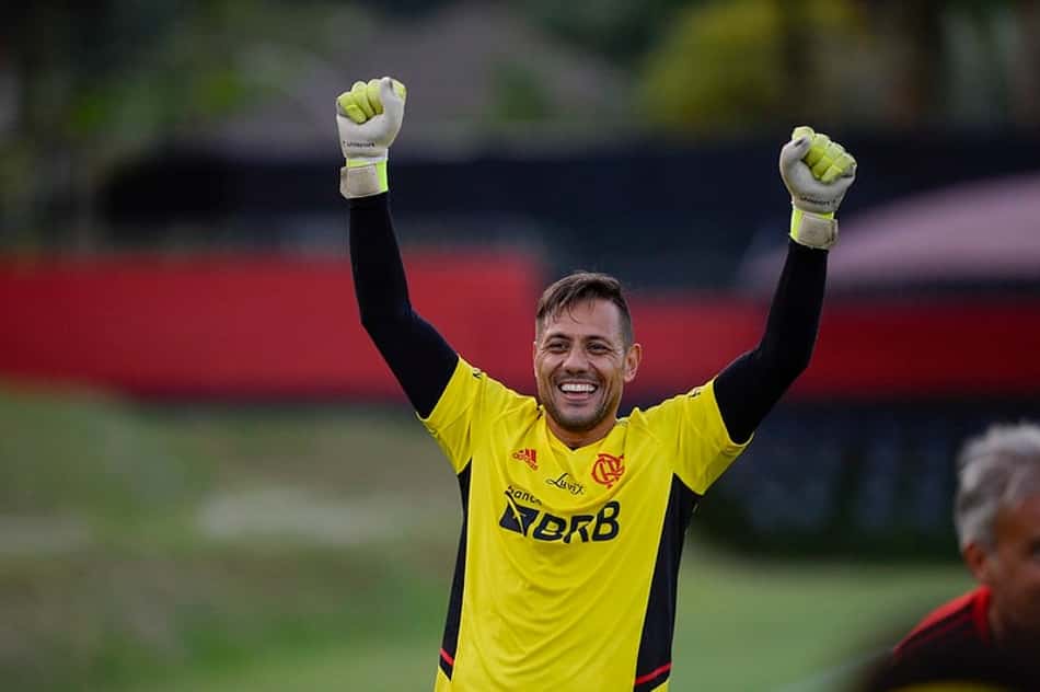 Web brinca com Diego Alves após retorno de Dorival Jr ao Flamengo; veja as reações
