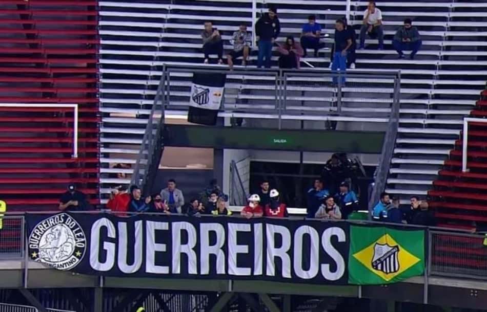 Torcedores do Bragantino são vítimas de mais um caso de racismo na Libertadores