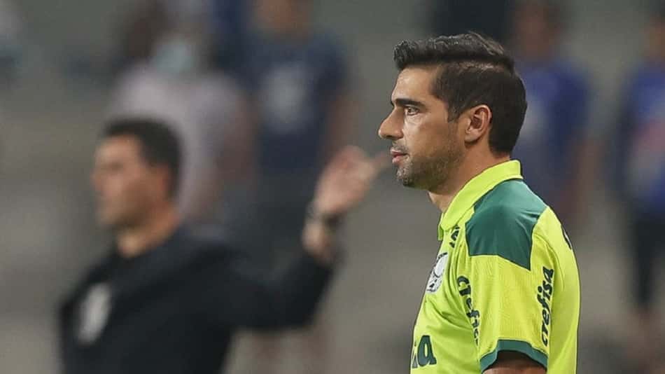 Abel Ferreira lamenta chances perdidas pelo Palmeiras e diz: 'Futebol é eficácia'