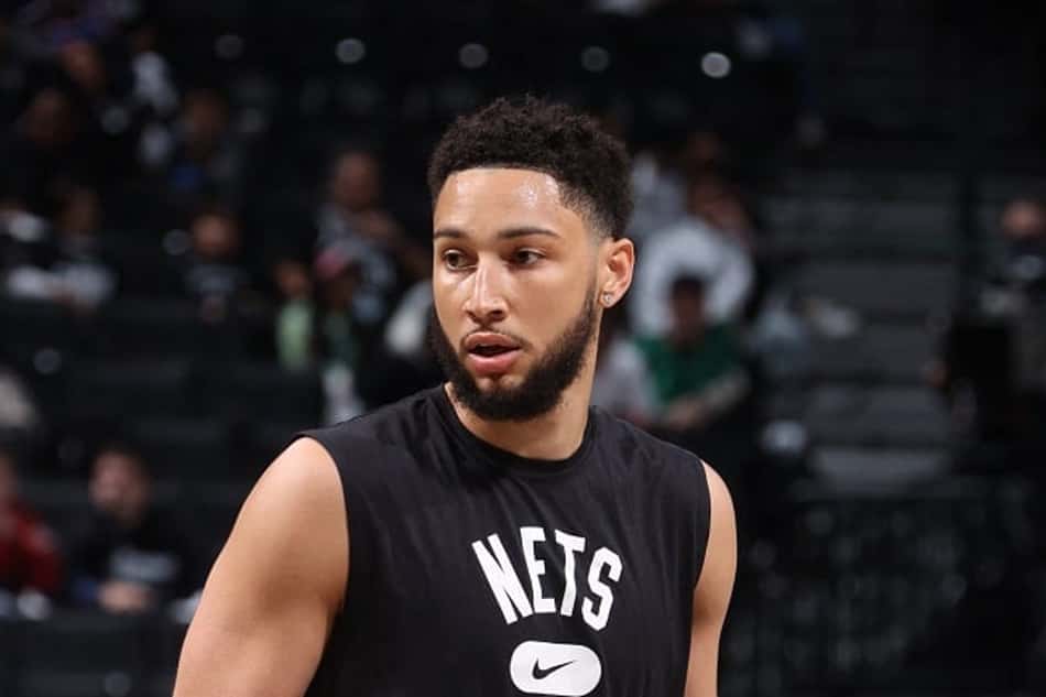 Ben Simmons passa por cirurgia nas costas e ficará quatro meses parado