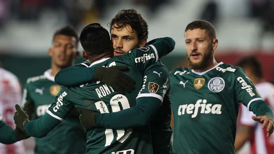Com show de Veiga, Palmeiras goleia o Petrolero e garante primeiro lugar em seu grupo na Libertadores