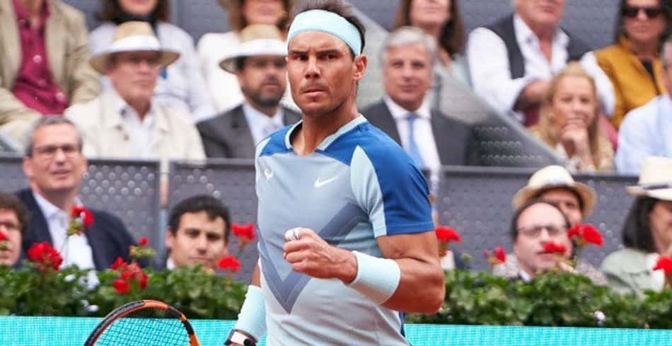 Nadal vence a 1ª em retorno e avança em Madri