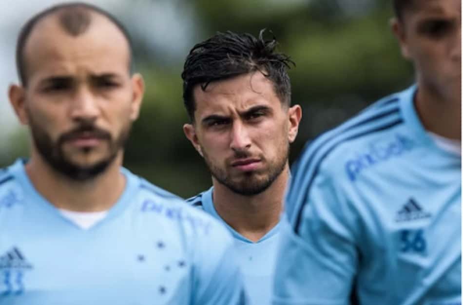 Cruzeiro fica sem uruguaio Leo Pais na Série B e Copa do Brasil