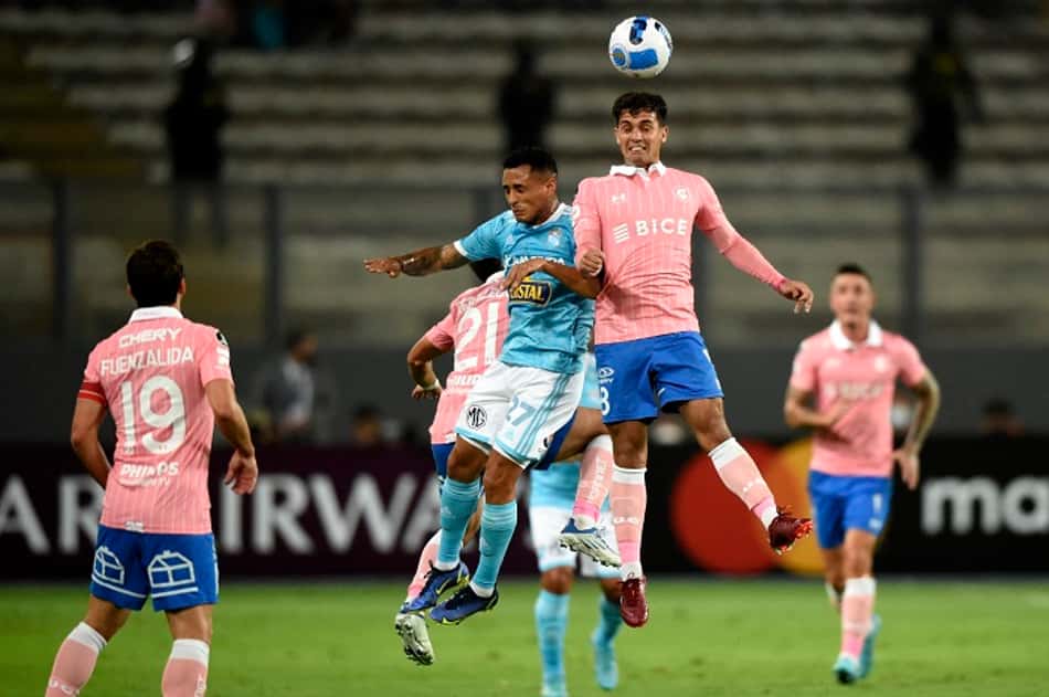 Sporting Cristal sai na frente, mas Universidad Católica arranca empate pela Libertadores