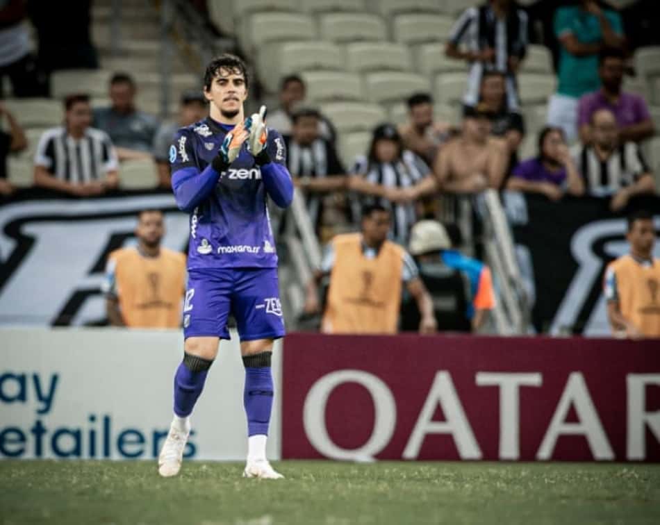 América-MG abre negociações com goleiro Richard, do Ceará, após saída de Jailson