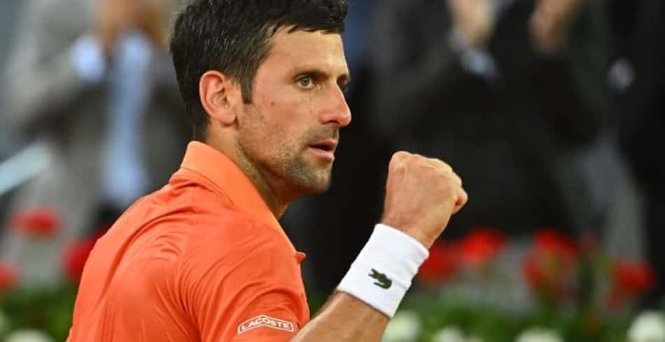Djokovic domina Hurkacz e vai à semi em Madri contra Nadal ou Alcaraz