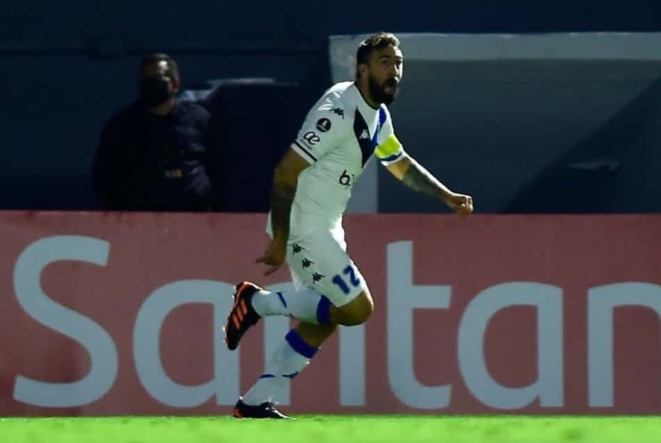 Ídolo! Confira os números do Lucas Pratto no retorno ao Vélez Sarsfield