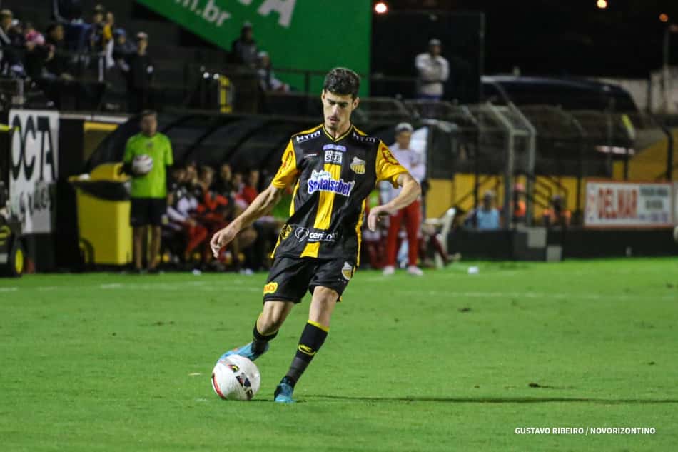 Rômulo comemora contribuição no resultado do primeiro triunfo do Novorizontino