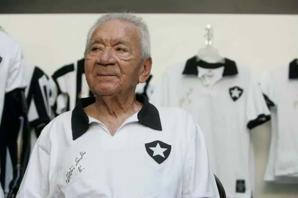Botafogo reverencia Nilton Santos, que completaria 97 anos nesta segunda; ídolo ganhará cinebiografia