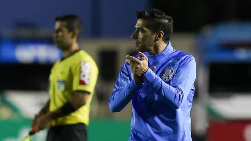 LANCE! Rápido: Favoritos tentam se recuperar no Brasileirão e mais!