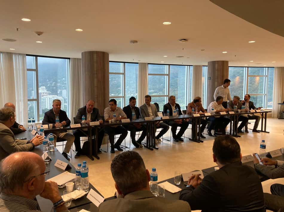 Após reunião, clubes emitem nota com 'princípios fundamentais' para a criação de liga de futebol no Brasil