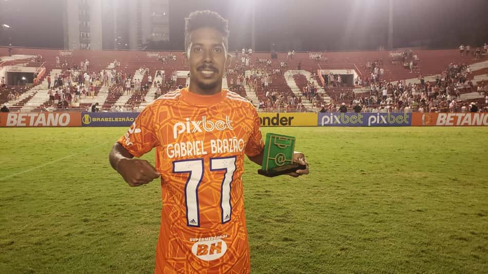 Autor do gol do Cruzeiro diante do Náutico, Willian Oliveira homenageia Gabriel Brazão