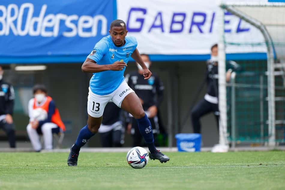 Atualmente no Yokohama FC, Saulo Mineiro comenta adaptação no Japão: 'Experiência incrível'