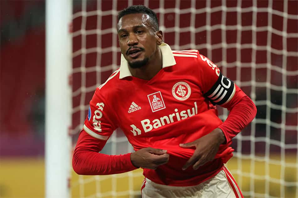 'Fui chamado de mentiroso', afirma Edenílson sobre acusação de racismo