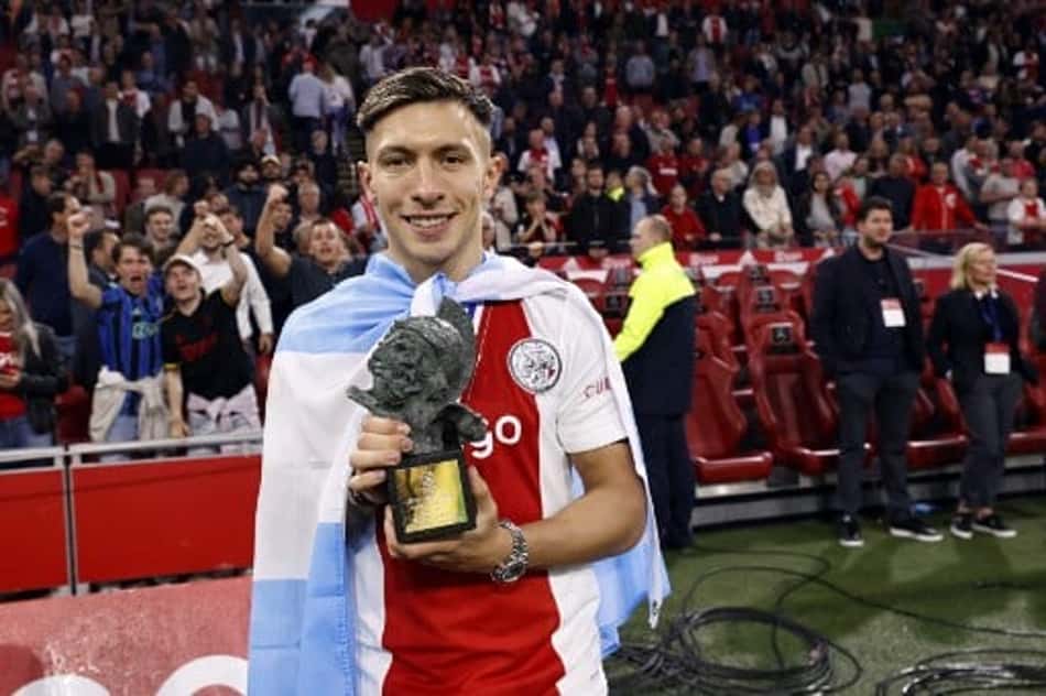 Erik Ten Hag quer levar zagueiro do Ajax para o Manchester United