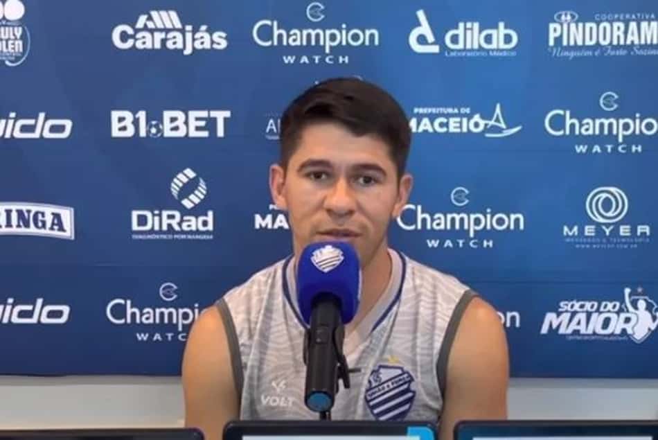 Osvaldo desfalca o CSA no jogo contra o Náutico