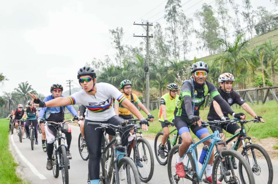 Desafio de ciclismo explora pontos turísticos de cidade fluminense
